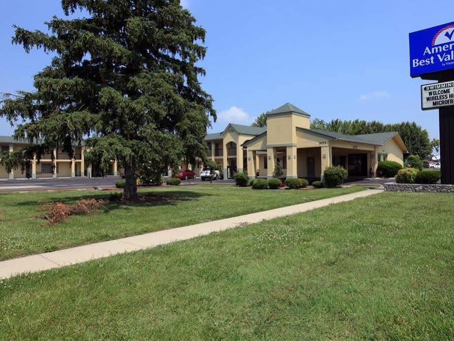 Fayetteville Regency Inn المظهر الخارجي الصورة